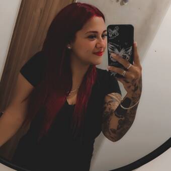 الصورة الرمزية لـ Stefanie