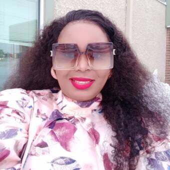 The avatar of SUZANNE