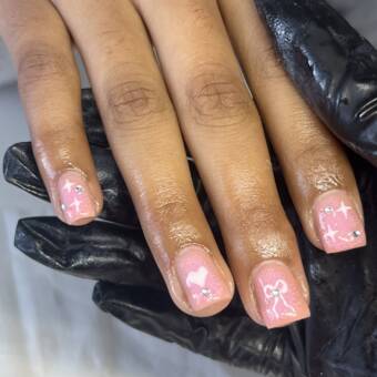 The avatar of NailswithAmy