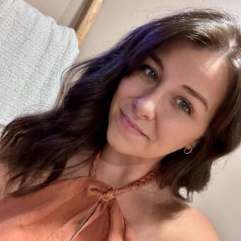 次のアバター： Karrinne