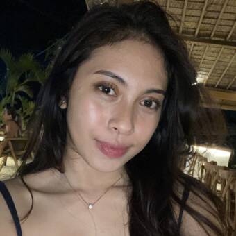 The avatar of Ayunda