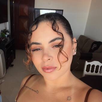 The avatar of Leticia