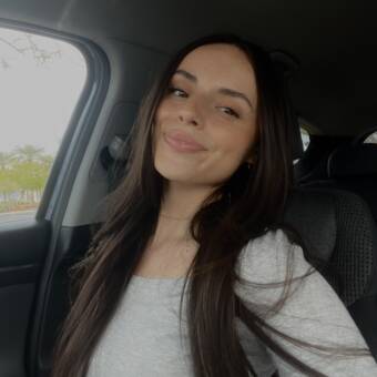 Avatar tilhørende Julia