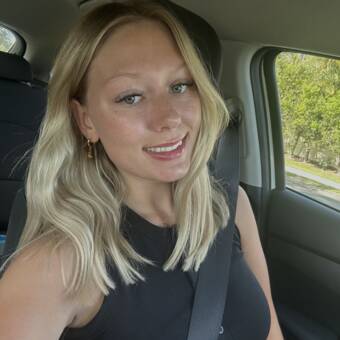 The avatar of Louise