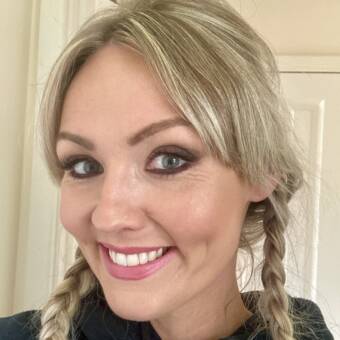 The avatar of Sophie