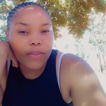 The avatar of Amanda