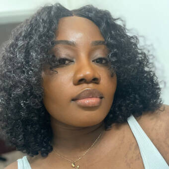 The avatar of Lauretta