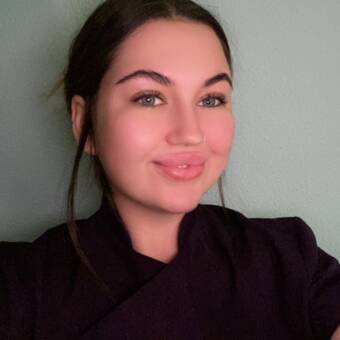 次のアバター： Anaya