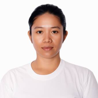 The avatar of VIVIAN MAE
