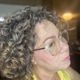 الصورة الرمزية لـ Indira