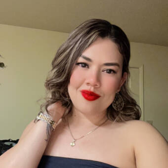 Henkilön Damary avatar