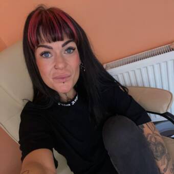 The avatar of Rebecca