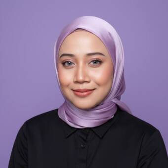 The avatar of Fitri