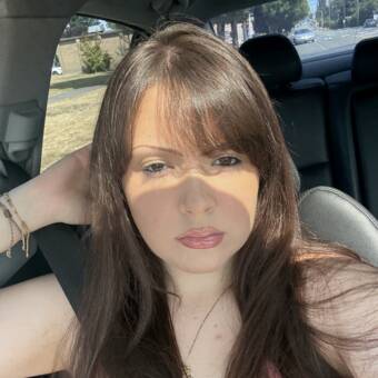 The avatar of Nicole