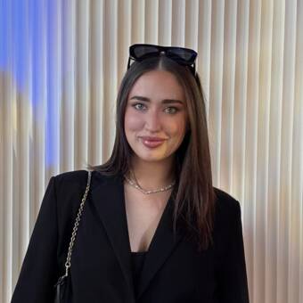 الصورة الرمزية لـ Maddie