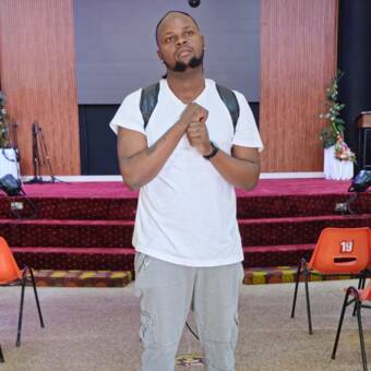 The avatar of STYLIST