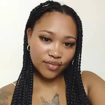 The avatar of Gizzelle