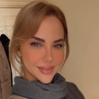 Faezehpseudoportretas