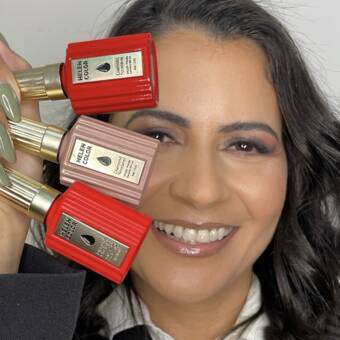 次のアバター： Juliana