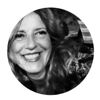 次のアバター： Pilar