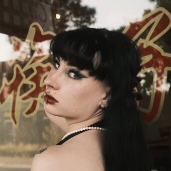 Avatar Lily | she/her