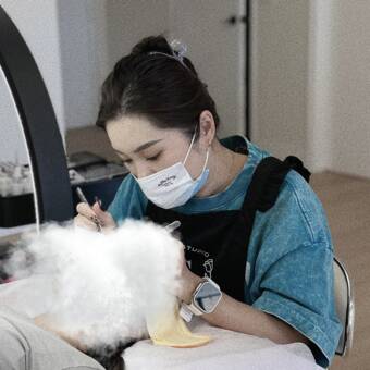 The avatar of Shelly