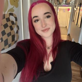 次のアバター： Lilly