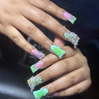 The avatar of Carolin