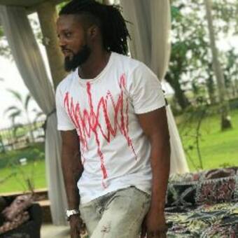 Henkilön Valentino avatar