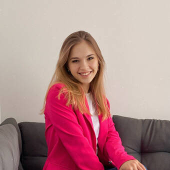 YOULIpseudoportretas