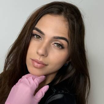 The avatar of Shirley