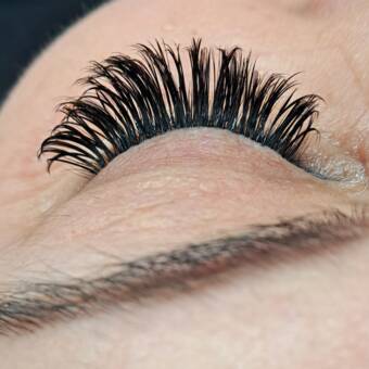 The avatar of Lindy-Lee