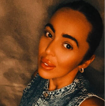 Hình đại diện của Betty