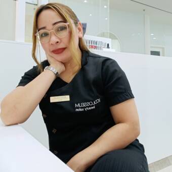 次のアバター： Jessica