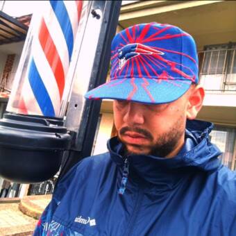 The avatar of Daniel