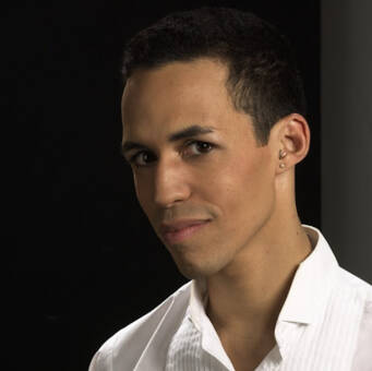 The avatar of Fernando