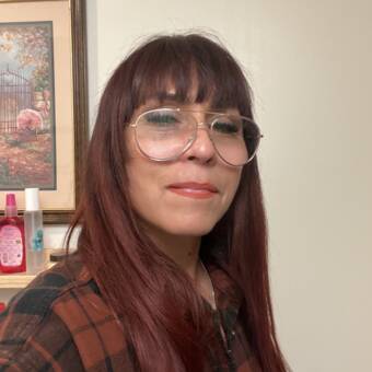 次のアバター： Lorena