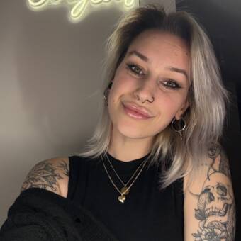 The avatar of Alexandra