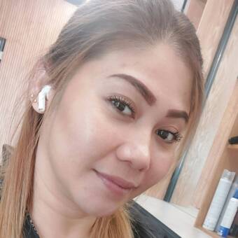 Henkilön Riza | ريزا avatar