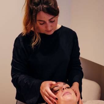 الصورة الرمزية لـ Alexia