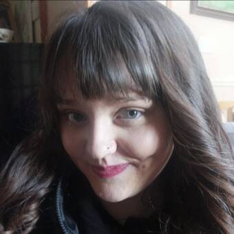 次のアバター： Ava