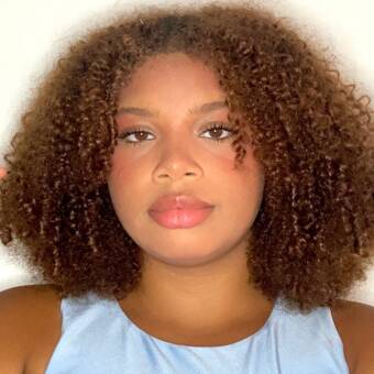 الصورة الرمزية لـ Franshezka