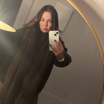 次のアバター： Ali