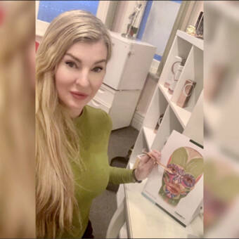 次のアバター： Fiona