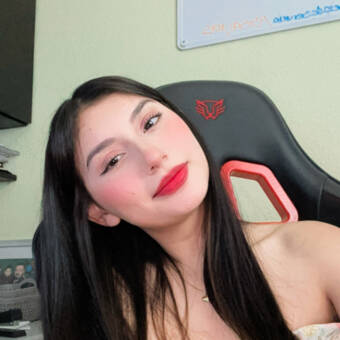 The avatar of Alessandra