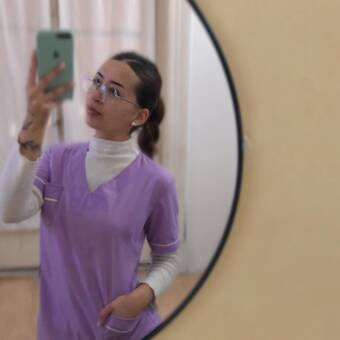 次のアバター： Sofia