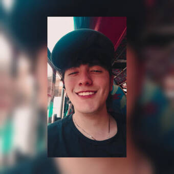 次のアバター： Jose