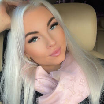 AdrianaK Praktikant