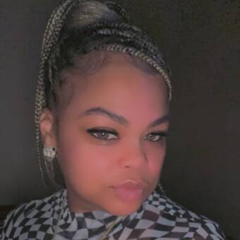 The avatar of Carressa