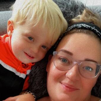 次のアバター： Amy